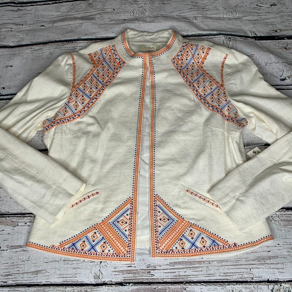 NWT Nurture Ivory Aztec Embroidered Blazer Size M - Picture 10 of 11
